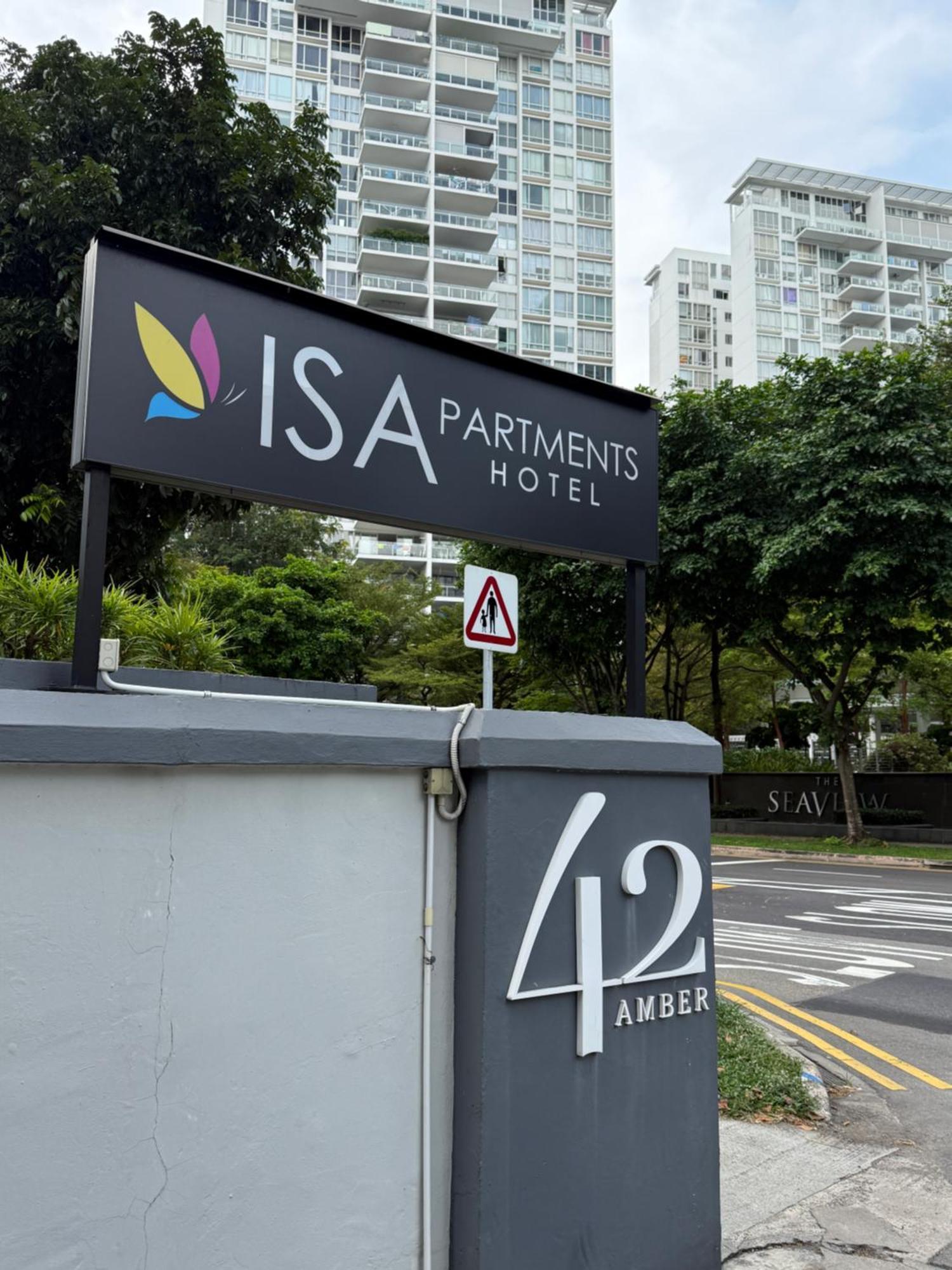Isa Amber Road Singapur